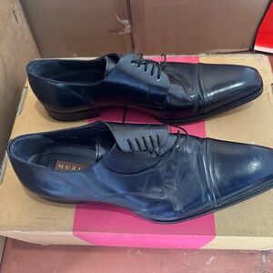 Mezlan Classic Black Oxford Shoes